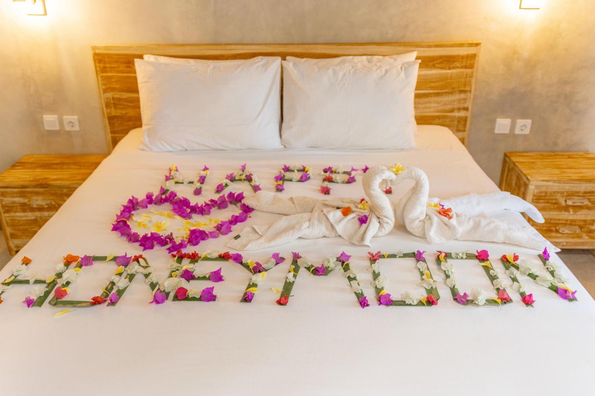 Golden Garuda Cottages Pelilit Luaran gambar